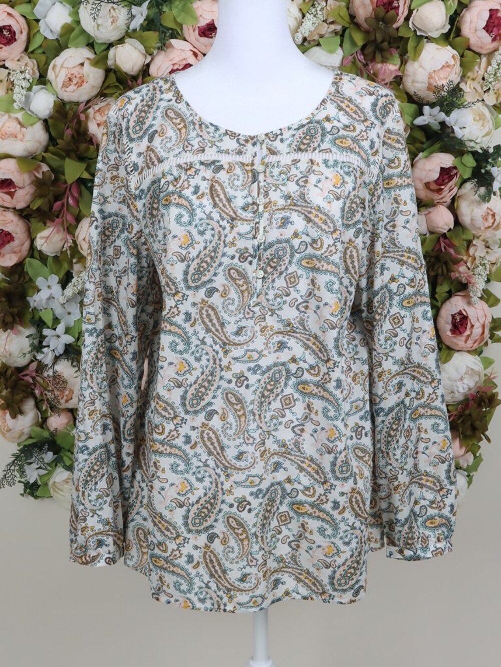 Talbots Women"s Long Sleeve Paisley Top, Size Large, Cotton & Lightweight